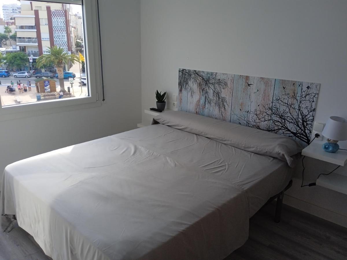 Vora Port Apartment Л'Ампола Екстериор снимка
