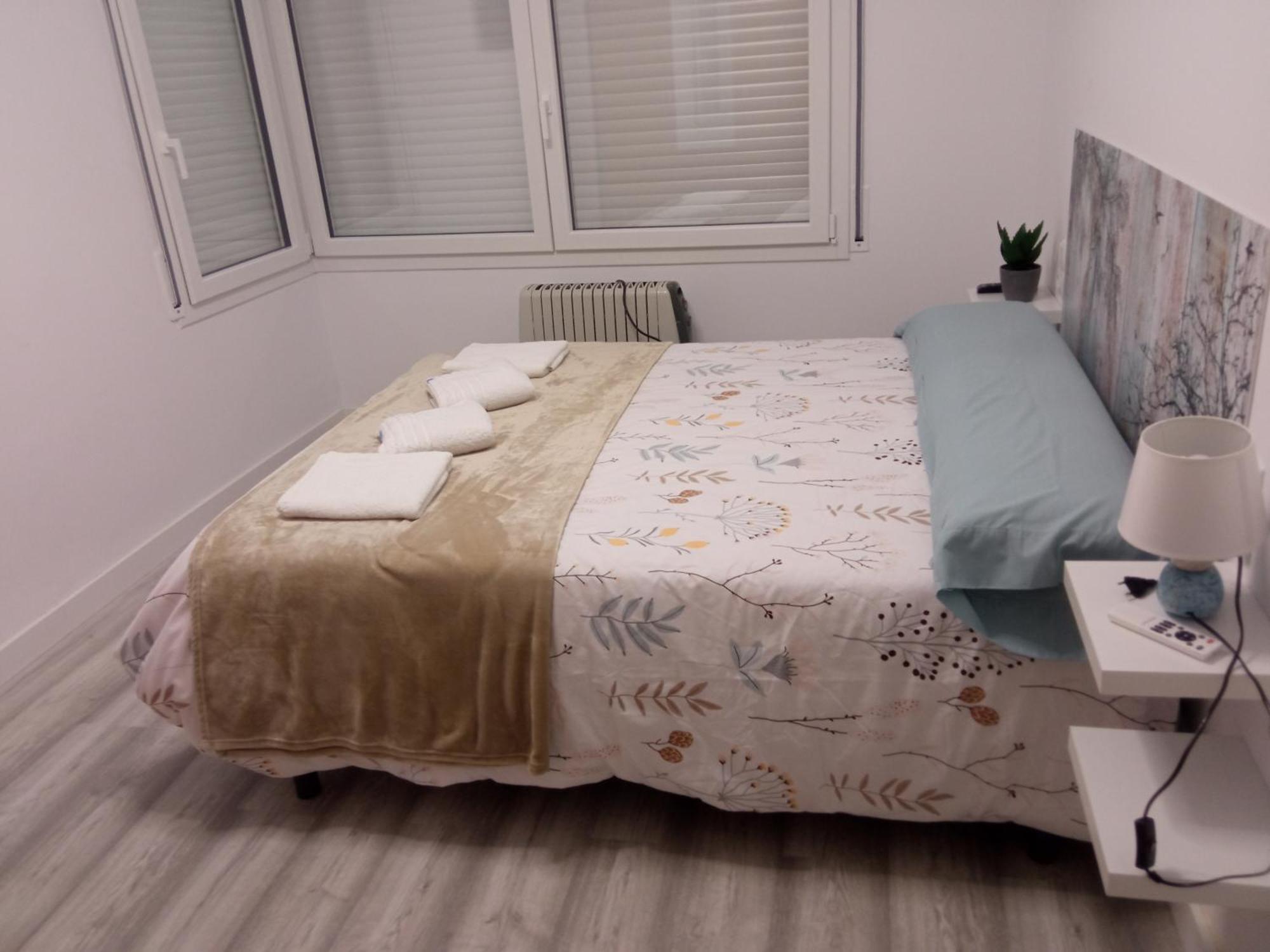 Vora Port Apartment Л'Ампола Екстериор снимка