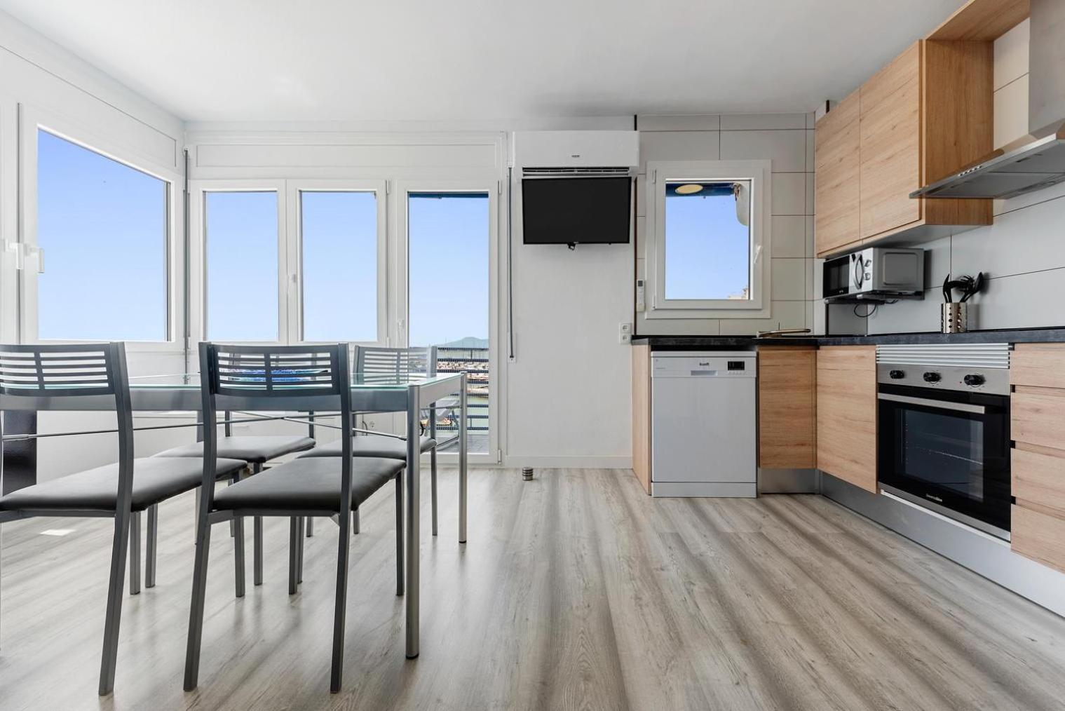 Vora Port Apartment Л'Ампола Екстериор снимка
