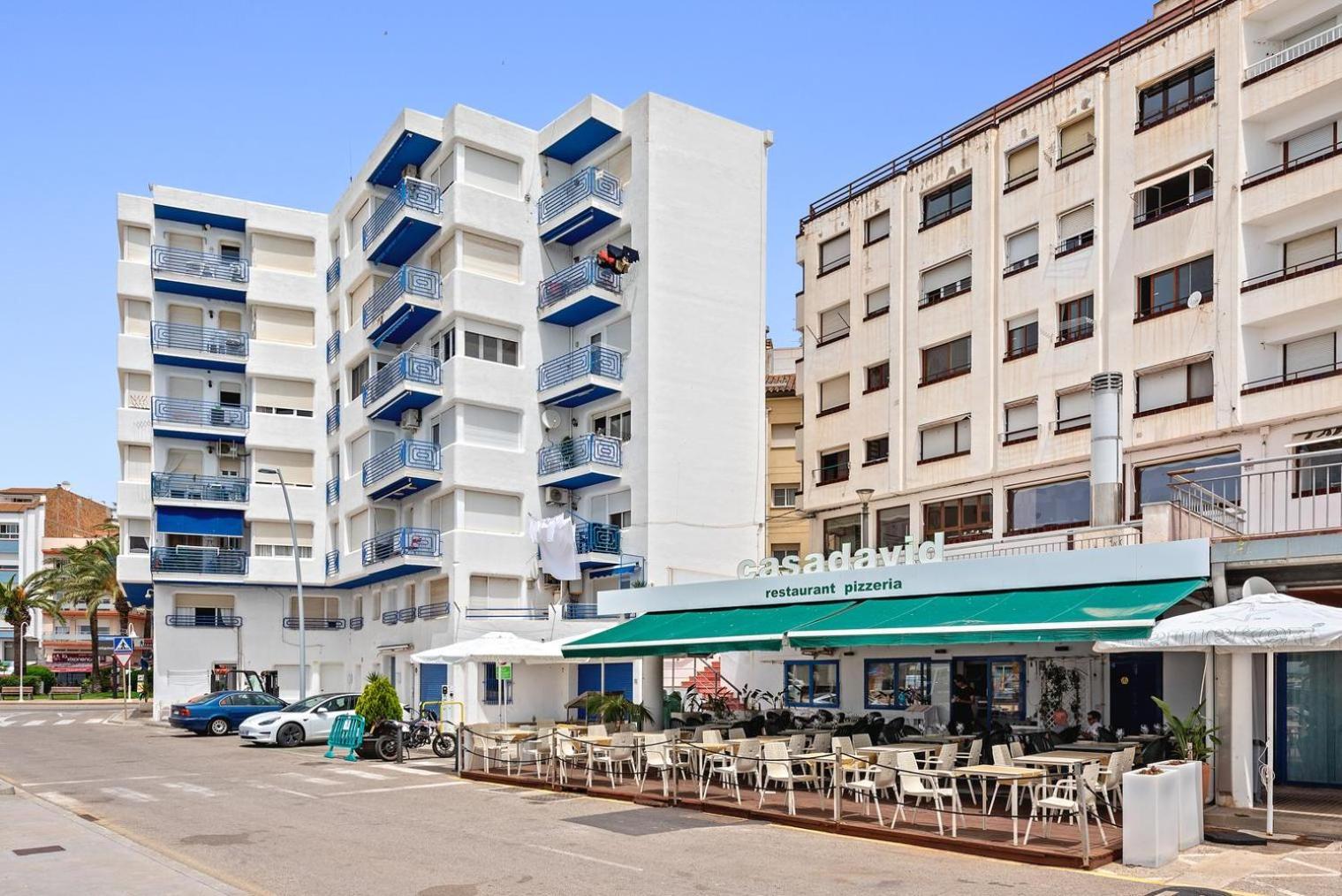 Vora Port Apartment Л'Ампола Екстериор снимка
