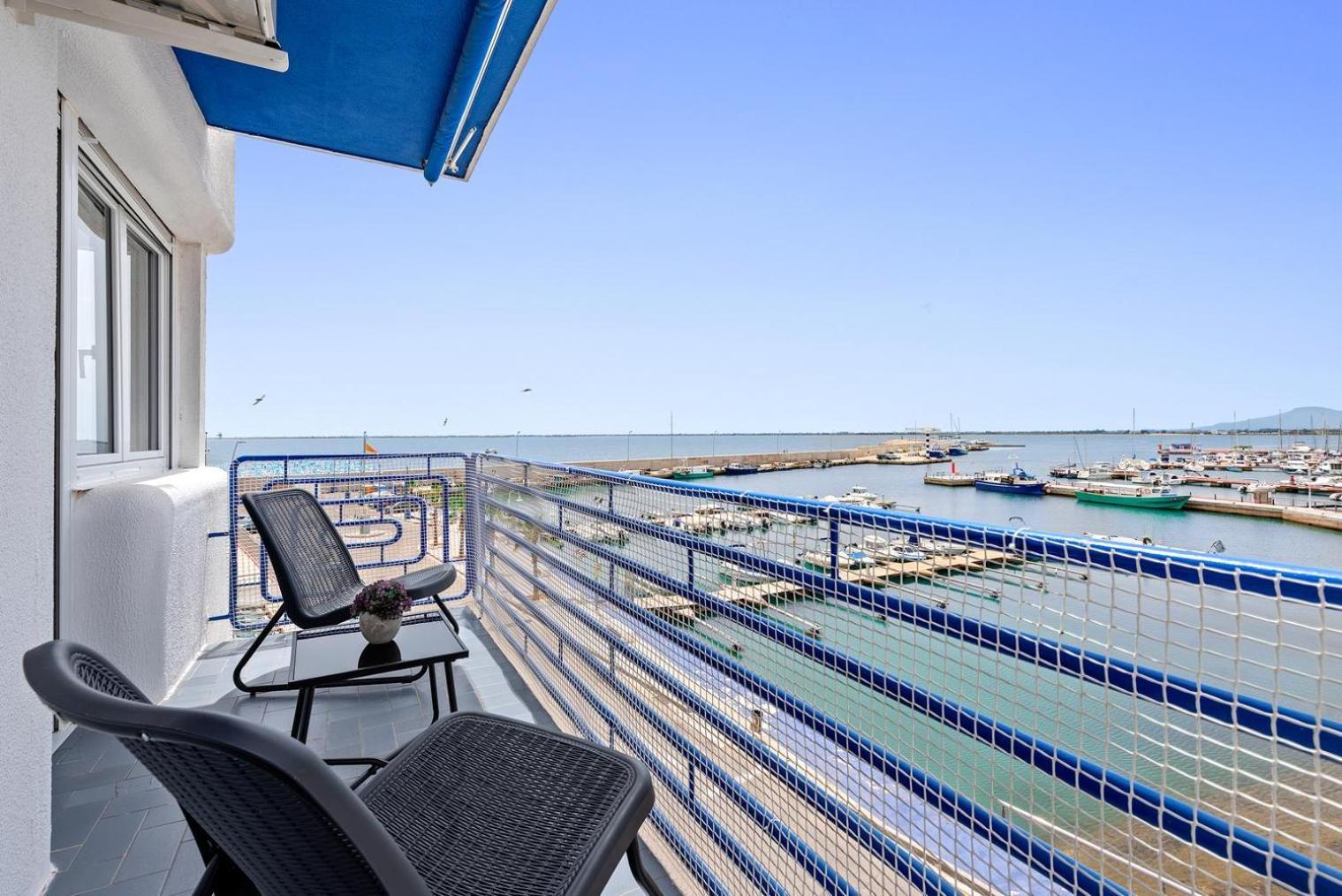 Vora Port Apartment Л'Ампола Екстериор снимка